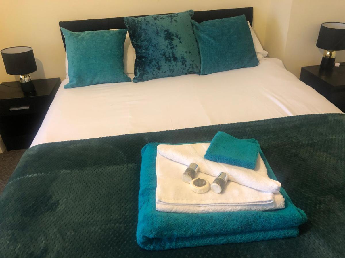 The Upper Room Apartment Nottingham Bagian luar foto
