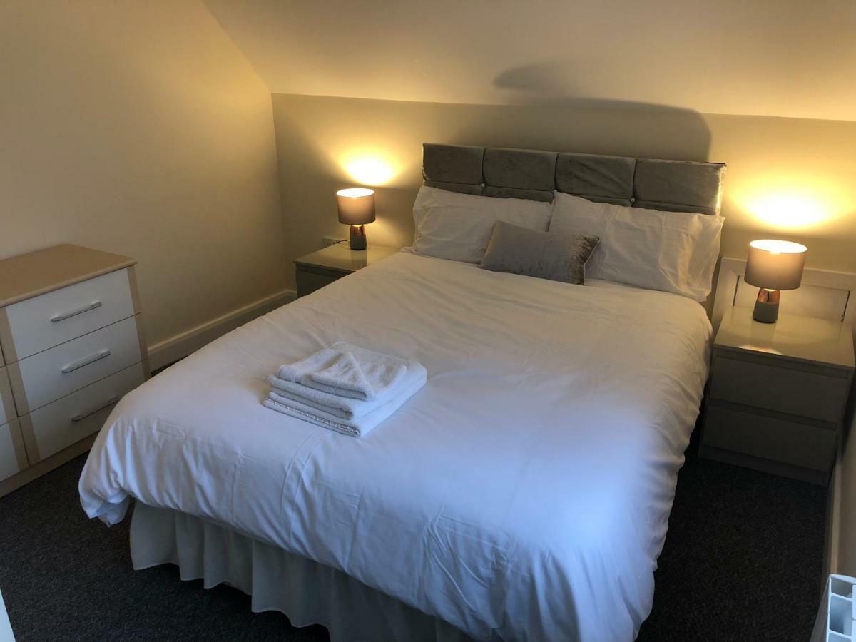 The Upper Room Apartment Nottingham Bagian luar foto