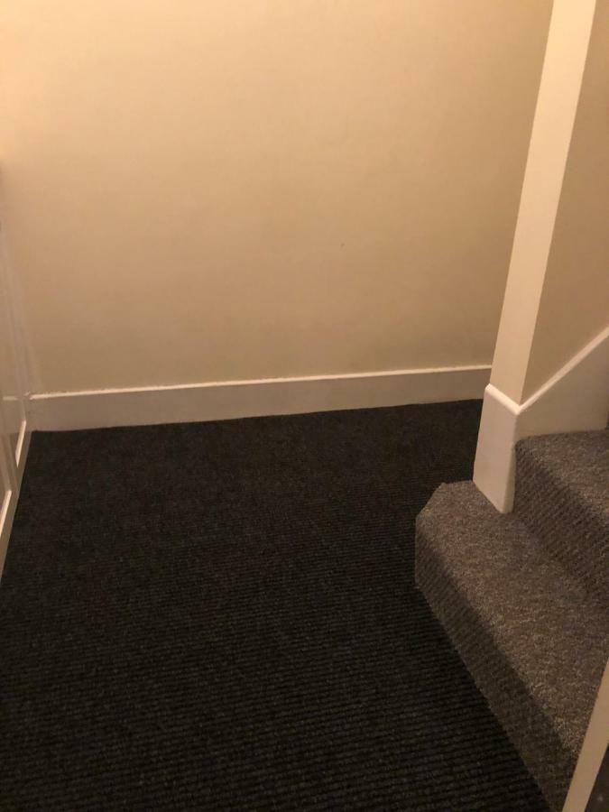 The Upper Room Apartment Nottingham Bagian luar foto